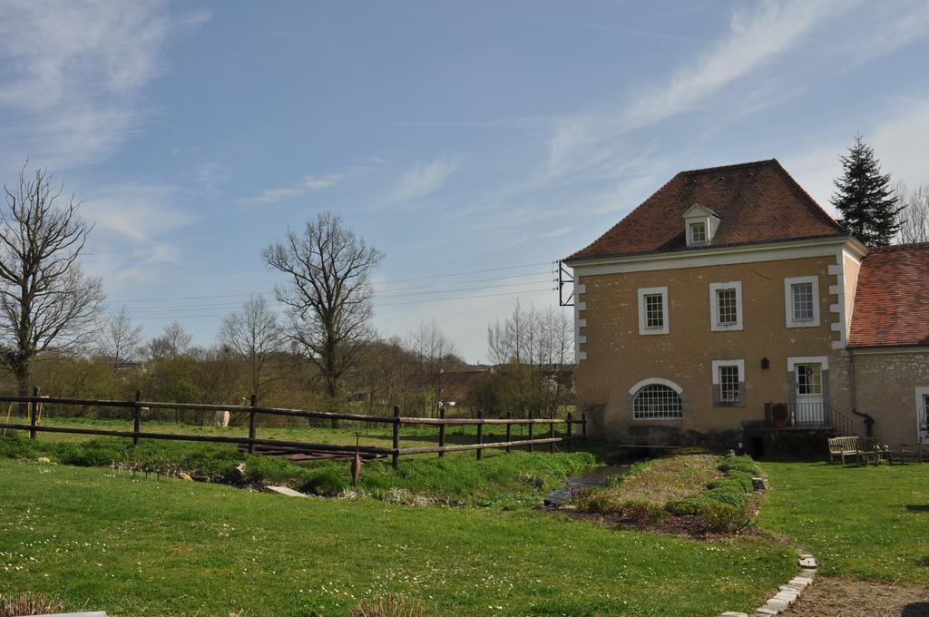 Moulin De Morance Bed and Breakfast Ecommoy Eksteriør billede